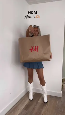 @HandM_official new in 🫶🏼 all product codes in my insta #h&m #hm #hmnewin #springfashion #spring2023 #handm #skirt #trousers 