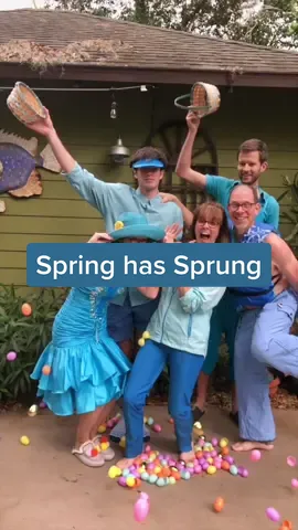 Youll be glad you did this! Try it with your family at your hiuae this year! Have fun #workingtogetherisfun #easterpic #familypics2023 #familyhouse 