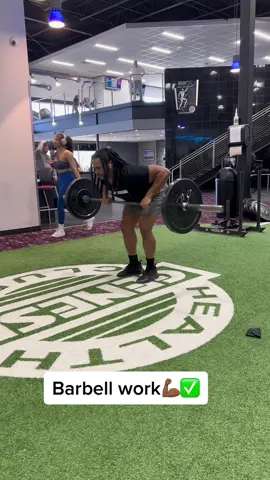 Barbell workouts that help burn calories and build muscles 💪🏾✅ Tag / Share / Save  Perform  each workout 4 sets of 10 reps  #barbell #Fitness #gym #crossfit #workout #powerlifting #weightlifting #strength #deadlift #training #squat #bodybuilding #strong #squats #motivation #fit #fitnessmotivation #GymLife #benchpress #homegym #muscle #strengthtraining #fitfam #snatch #lifting #power #wod #health #barbellworkout #gymmotivation 