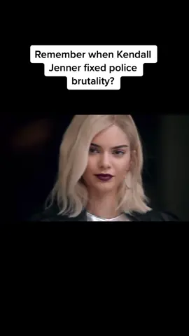 no but why does she look like anya taylor joy #kendalljenner #kardashians #kartrashians #teamselena 