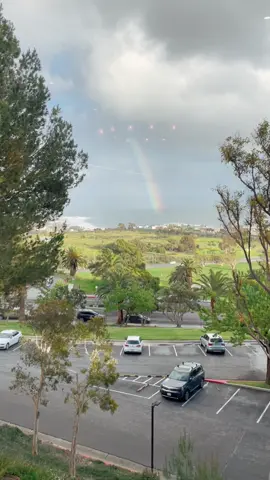 rainbow into the ocean #pepperdineuniversity #college #pepperdine #oliviainmalibu  #rainbow #collegedecision 