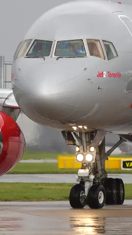 Amazing SOUND! Jet2 757 BLASTING OFF #plane #manchesterairport #travel #takeoff #jet2 @jet2_holiday @jet2 #avgeek #aviation #boeing #757