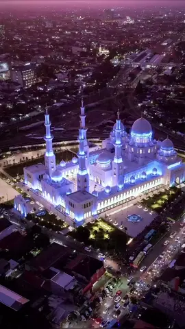 MashaAllah Night Beauty View From Sheikh Zayed Grand Mosque 🕌🥰🇦🇪📍#sheikhzayedgrandmosque #abudhabi #masjid #mashaallah #Ramadan2023 #Allah #Muhammad #explore #tiktokuae #tiktokarab #tiktokdubai #dubaiuae #foryoupage #foryou #fyp 
