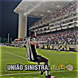 união punho cruzado!🤩😜 #uniaopunhocruzado #uniaosinistra🤮 #flamengo #cruzeiro #internacional🇦🇹 #saopaulofc🇾🇪  #sportrecife🖤❤️ #gremiomenordosul🇪🇪🅱️👻 #fyy #viral #vaiprofy #foryoupage #foryou #torcidas #torcidasorganizadas #futebolbrasileiro🇧🇷 