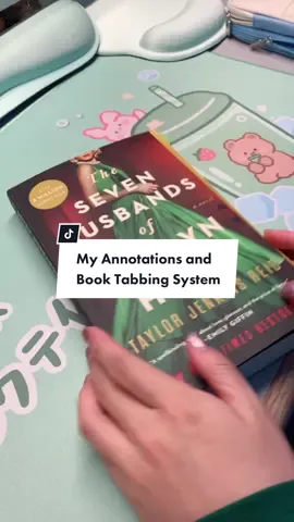 How I Annotate and Tab My Books 💫  I like to read certain parts of the book again so I color-coded my own key notes with the page-tabs and highlight phrases/quotes from the book to remember and look back at. #tabbingbooks  #booktabbingsystem #bookannotations #BookTok #booktoker #newbooktoker #thesevenhusbandsofevelynhugo #annotatingbooks #highlightingbooks #booknote #bookquotes #bookthatmademecry #evelynhugobook #evelynhugo 