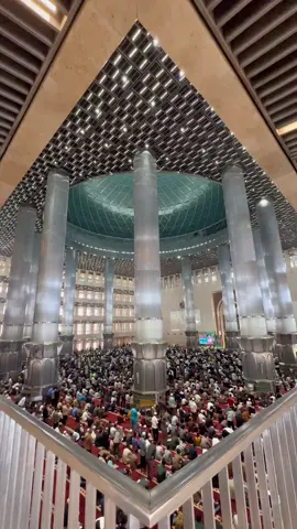 Solat Jumat Pertama di Bulan Suci Ramadhan 1444H dari Masjid Istiqlal Jakarta Pusat 🕌🕋 #dkijakarta #jakarta #ramadhan #fyp #fypシ  #ramadhankareem #jumatberkah #jumatmubarak #ramadhan1444h  #islam #islamic #istiqlal #masjid #mosque