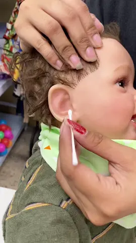 3 in 1 Cotton Swab w Case for Kids Baby Adult (for ears, nose, belly button) 200pcs#BBA #SafeguardOhMayGlow #FUNtasticPaydayBudol 