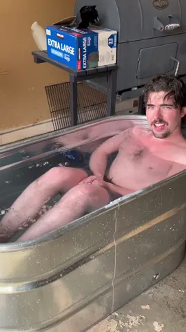 Ice baths are cold af! But the mental focus and health benefits are whats worth it! More to come! #icebath #inspiration 