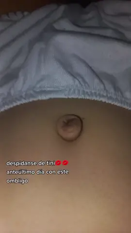 YA NO MÁS😭 #ombligo #pupo #outie #ayuda 