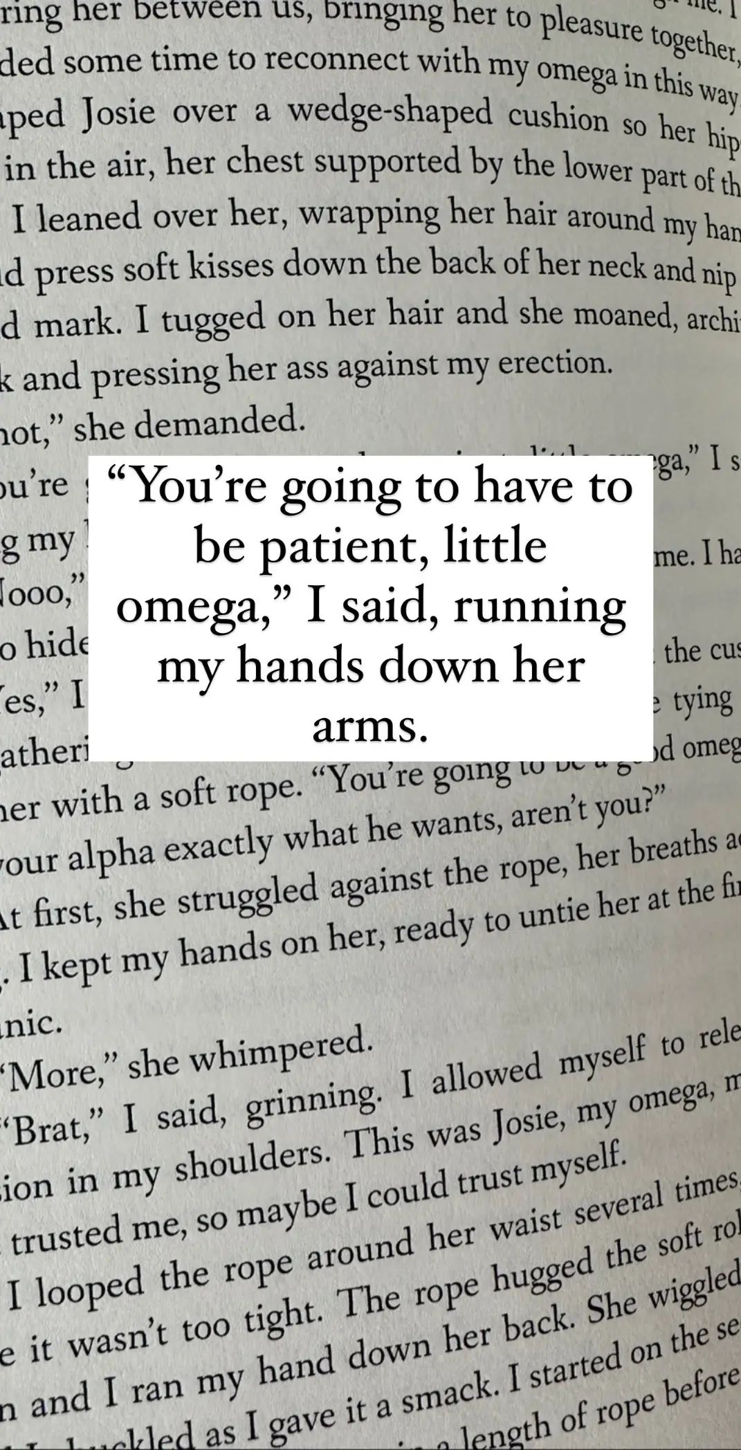 Cam and Josie are 🥵🥵 A spicy Who Choose Omegaverse with hurt/comfort, a curvy FMC, and her cinnamon roll alphas.  #whychooseromance #forbiddenemiliaemerson #reverseharemromance #omegaversebooks #omegaverserecommendation #omegaversebookrecs #reverseharemomegaverse #reverseharemrecs 