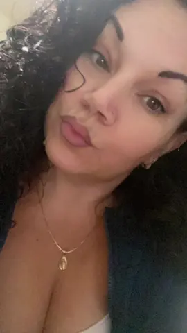 #sheisoneofakind💞 #over45 #fypシ #maybesomeday #beautifulcrazy👑 #takeachance #MomsofTikTok #dadsoftiktok #MentalHealth #brokenheart💔 #listenagain #justremember 