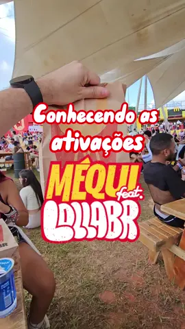 O Feat do Méqui com o Lolla ficou incrível e nós fomos lá conferir tudo em primeira mão para vocês!  Tem sanduíche montado na hora, totem para carregar o celular e M gigante abastecidos com energia solar e muita diversidade no time, tudo guiado pela Receita do Futuro, estratégia de ESG da companhia! Quer saber mais, acesse o site receitadofuturo.com.br #Publicidade #MéquiFeatLollaBR
