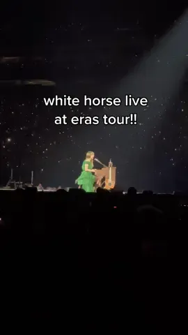 someone HOLD ME @taylorswift #eras #erastour #vegas 