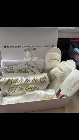 Box mariée personnalisé 👰🏽‍♀️🤍  #personnalisation #pourtoi #foryou #personnalisé #mariagetiktok #boxmariagepersonnalise 