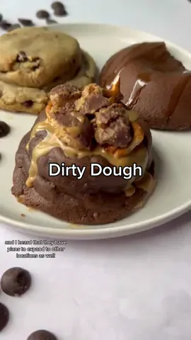 Dirty Dough @dirtydough #dirtydough #dirtydoughcookies #utahcookiewar #cbus #columbus #columbuscheck #columbusfoodie #ohiofindithere #ohio #ohiocheck #exploreohio #cbusfoodbloggers #cbusfoodscene #columbusfood #columbusohio 