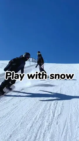 The two partners played with each other in the snow  #skills #ski #funny #happy #foryou 