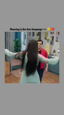 #Dancing is her love language 😚💗#kaira❣️ #shivangijoshi #moshinkhan #kairashivain #fyp #viral 