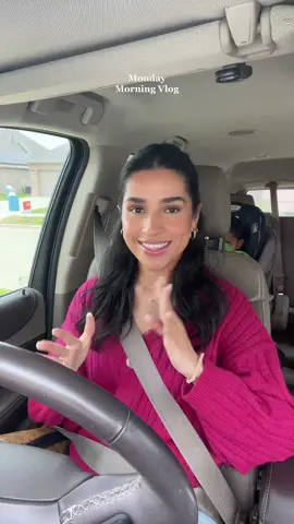 Breakfast for lunch 🤌🏼 happy Monday!!! #cwm #comewithme #monday #mondaymorning #minivlog #tiktokvlog #boymom #momlife #momof2 #mua #makeupartist #youngmom 