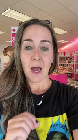 @mindysmunchies is next level #fyp #candy #candytok #passover #easter #SmallBusiness #womenownedbusiness #chocolate 
