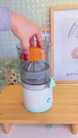 Prize Takmadan Çalışan Mini Narenciye Sıkacağı Aldım 🥳 Mini Chargeable Portable Fruit Juicer 🍊🍋 #chargeable #pratikurunler #pratikürünler #pratikürün #pratikbilgi #evtüyoları #kullanışlıbilgiler #homegadget #narenciye #narenciyesıkacağı #meyvesıkacağı #meyve #kucukevaletleri #küçükevaletleri #juicer #juicerecipe #fruitjuice #fruitjuicerblender #fruitjuicerecipe #mutfakurunleri #mutfakürünleri #evalisverisi #evalışverişi #kitchentools #kitchenmusthave #kitchenmusthaves #kitchenmust #mutfakta #mutfaktayiz #mutfaktayız #ürünkeşfi 