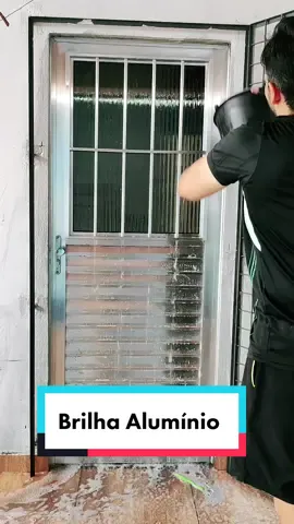 Como #limpar #portadealuminio e dar aquele #brilho impecável usando nossa #receita. #casa #parta #limpieza #aluminio #dicas #facavcmesmo 