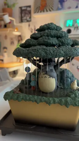 i saw comments on wanting to hear the totoro fountain, so here it is ! hopefully me adding the music doesnt ruin it #ichikoaoba #totoro #myneighbortotoro #watersounds 