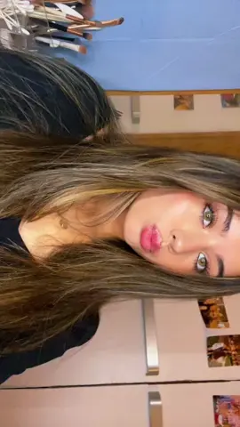 green eyes so fun 