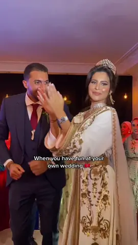 Those vibesss 🇲🇦🇲🇦💃🏻💃🏻 #morocco #wedding #moroccancouple #caftan 