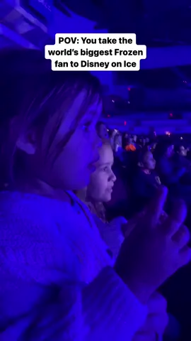biggest frozen fan to disney on ice#viral #trending #baby #lucky#travel #disney #viralvideo #snowfall #clapchallenge #inocent #reaction 
