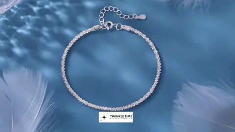 Lắc tay bạc nữ S925 chính hãng cao cấp Twinkle Time Silver dây xù sáng lấp lánh thu hút mọi ánh nhìn. #lactaybacnu #lactaynu #lactaybac #lactaytwinkletime_silver #twinkletime_silver #trangsucbac #trangsucbac_twinkletim #twinkle_time_silver_jewelry