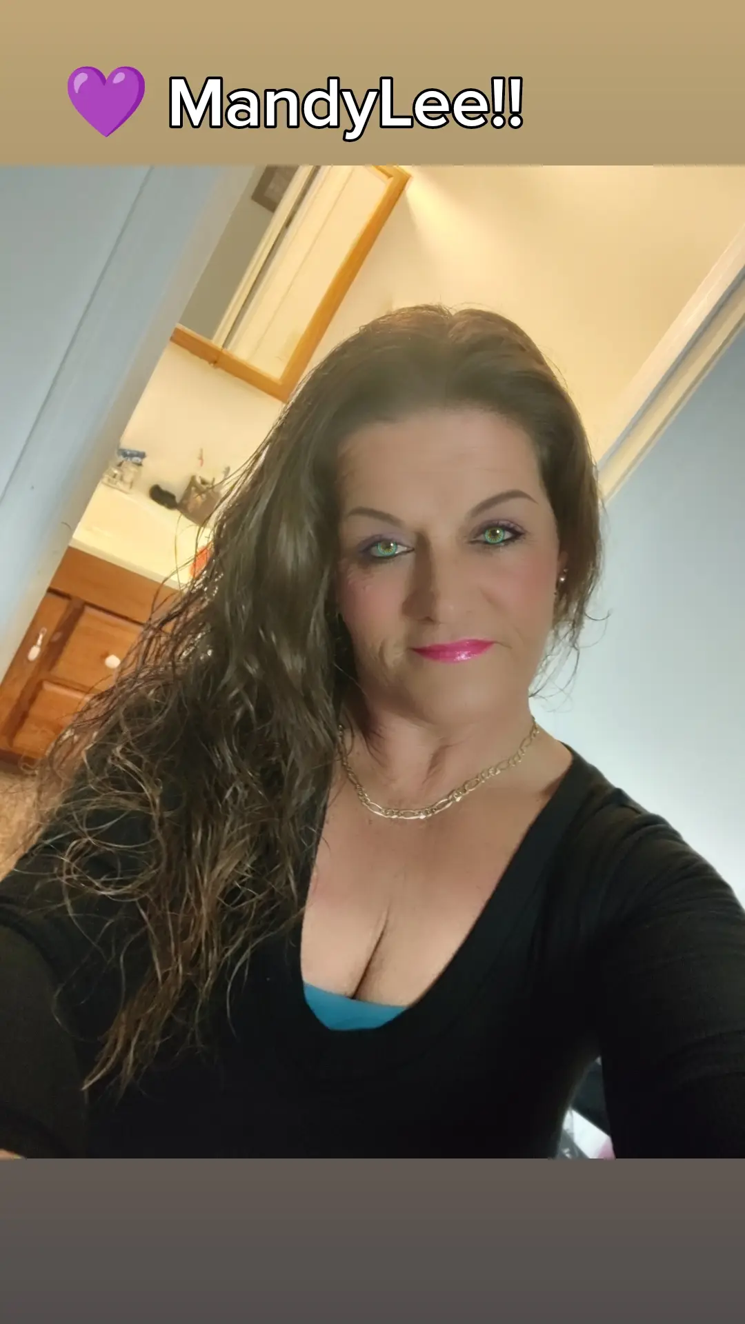 #classylady #rockmygypsysoul #livebysunlovebymoon #strongwomenbendbutdontbreak💪🏻💪🏻 