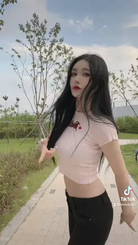 준비됬어? 슬슬 틱톡찍을 #날씨 가다가온다#영종도 #영종도일짱김율린 현실은#지렁이 #꿈틀꿈틀 ㅇㅊㅊ #꿈트ᄅ라 #추천#추천떠라판 #추천추천 #추천뜨게해주세요 #추천뜨면알려주세요 #추천추천 #웨이브 #dance #foryou #fypage #fy #foryou #foryoupage #trend #fypシ 