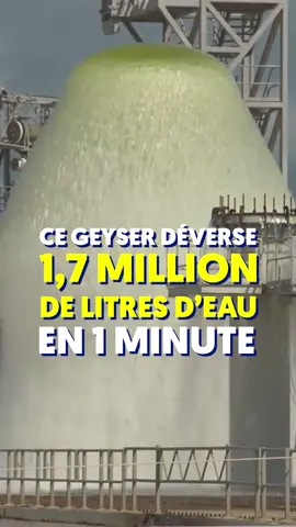1,7 million de litres d'eau en 1 minute ! 💧🤯 #tiktokacademie #fusee #espace #science