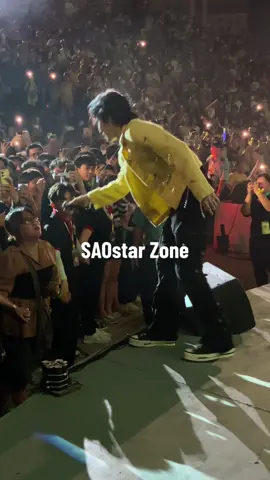 Jack nay biết trêu chọc fan, thêm tài năng tấu hài khi đi diễn #jack #saostarzone #xuhuong #tiktokgiaitri #baihathaynhat #baihathaynhat2022 #bigsongbigdeal 