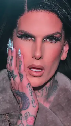 Makeup by me on my boo @jeffreestar 🫶🏼 #makeupbygilly #jeffreestar 