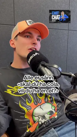 Lytt gratis til hele episoden der du hører podcast🎧❤️‍🔥 @Adriansellevoll  - #exonthebeachnorway #eotbnorge #adriansellevoll #norskartist #livet #rus 