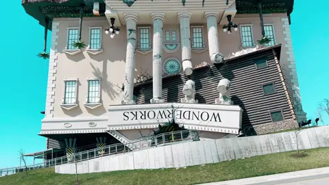 Wonerworks upsidedown house #wonderworks #bestinus #viral #trending #travel #disney #viralvideo #Vlog #vlogger #shorts #tiktok #tiktokindia #tik_tok #tiktoker 