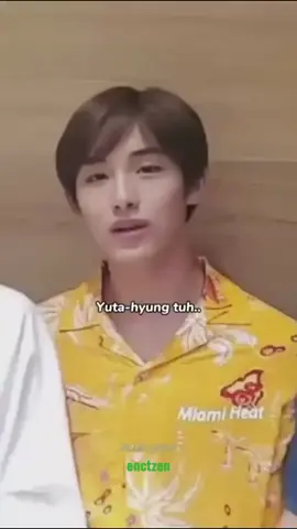 Mari kita tebak-tebakan aja ya kira-kira #yuta nyuruh #winwin niruin suara apa😭😭 cr.onvid #nct 