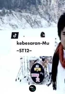 memujaMu begitu indah 🥰🤗 #kebesaranMu #st12 #kebesaranMu st12 #tiktoktainment 