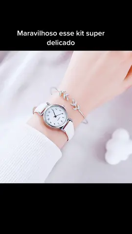 Relógio de quartzo feminino com um design simples e elegante, perfeito para uso diário. Pulseira em couro plutônio mais resistente e confortável. Adquira o seu no link na Bio #relogio #presentes #elegancia #beleza  #mulheres 