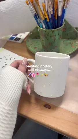 Weekend activities 🖌🎨 #paintingpotteryideas #paintingpotteryisfun #paintingpotteryinspo #girlsdayoutfuntime 