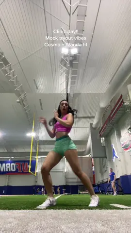 💗💚 #gatorscheer #ufcheer #florida #uf #gogators #cheer 