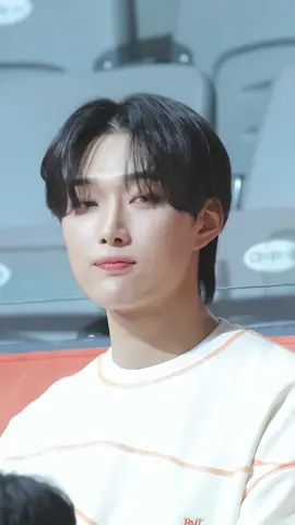 Leader 🥺🧡 #foryou #jaehan #omega_x #ashouldertocryon #소년을위로해줘 