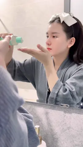 Bộ đôi làm sạch rất cần thiết cho da mụn, tuổi dậy thì #senz #thauhieulandabantre #skincare #reviewlamdep #LearnOnTikTok #goclamdep #beauty 