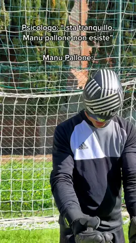Voi di cosa avete paura? 😰⚽️ #TikTokCalcio #calcio #football #Soccer #skillscrewhd 