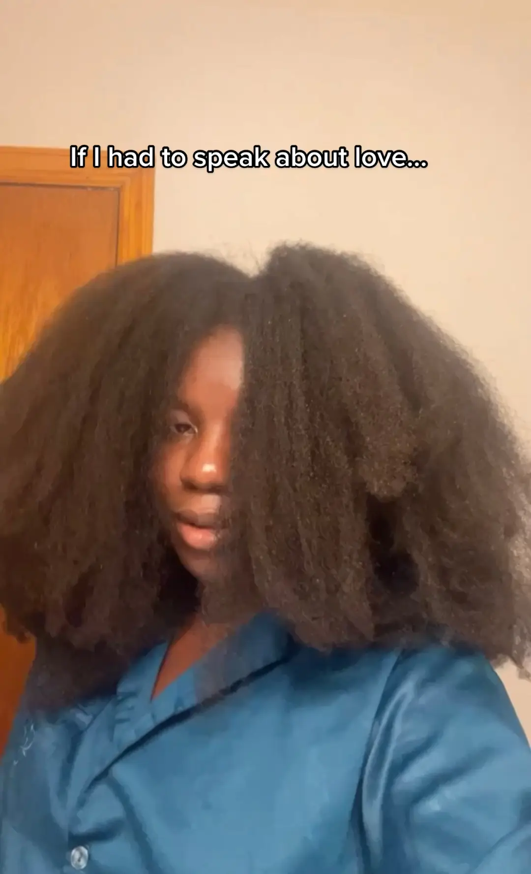 Healthy hair habits and products will transform your hair journey!!! I am proof! 🥰 (Checkout my pinned videos for my hair growth journey) #naturalhair #hairgrowth #hairgrowthtips #hairgrowthjourney #naturalhairgrowth #4chair 