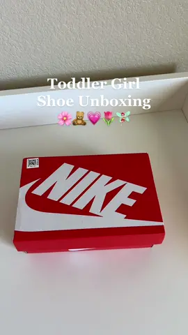 I was meant to be a girl mom🫶🏼 also the sparkly laces r 💅🏼🌸💫🤍 #fyp #MyDolceMoment #CapCut #fypシ #princess #unboxing #babynikes #nike #xyzbca #MomsofTikTok #girlmomclub #momcontent #viraltiktok #toddlershoe #nikegirl @nike #unbox #macys 
