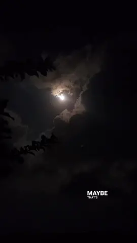 Selenophile 🌚 #Selenophile #Moon #Moonlover #Moonlight #Cloud #Night #NightSky #Sky #HeadInTheClouds #Timelapse #hyperlapse #Albay #Philippines 