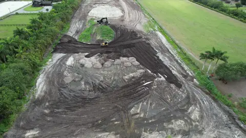 GPS IS KING! Welcome to the shit show, what do you guys want to see more of? #trimble #earthworks #CAT #komatsu #bobcat #mack #cutfill #rpmlandworks  