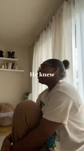 Reminder this Ressurection sunday. He knew all of these things and yet he still died for u and me. That’s true love. #heknew #ressurectionsunday #eastersunday #worshipmusic #worshipsong  #originalsong #originalmusic #christiantiktok #fyp 